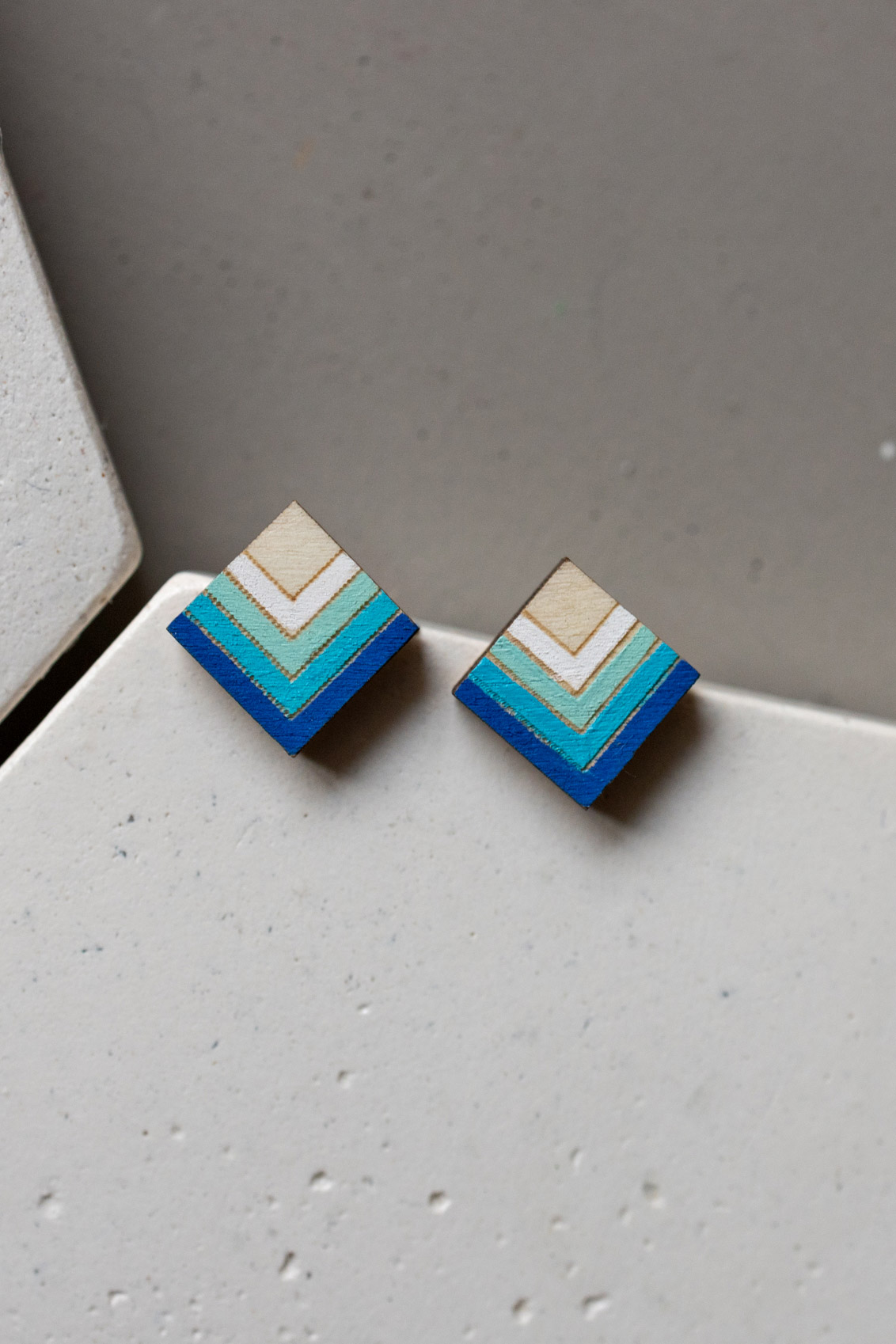 romvoi-blue-02-new